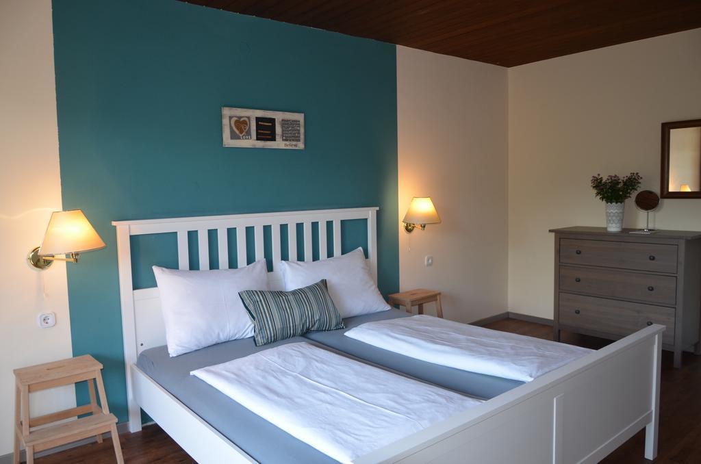 Dahoam By Sarina - & Hotel